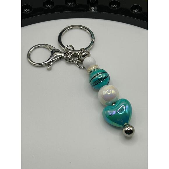 Tiffany Blue Beaded Pen & Keychain Set – Heart & Basketball Charm Gift - Picture 4 of 4